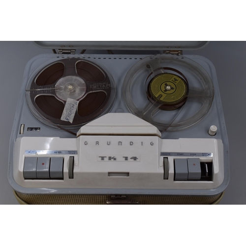 875 - Vintage Grundig TK14 Reel to Reel Tape Recorder complete with a Grundig GDM 18 Microphone in Origina... 