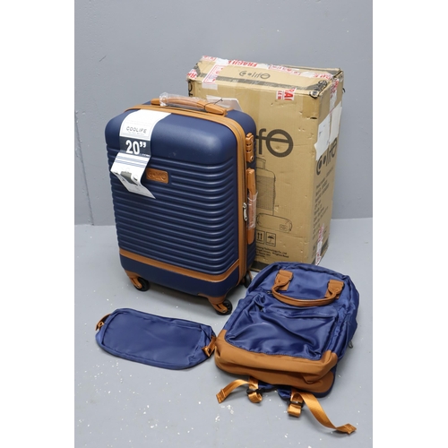 919 - New cabin sized suitecase three piece set with toiletry bag and backpack