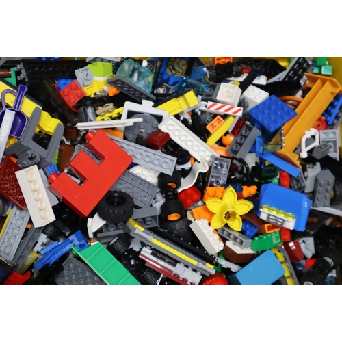 858 - Unsorted Lego Approx 5.4Kg