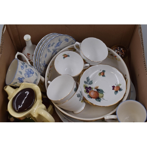 905 - Mixed Selection Including Royal Vale, Tony Wood Darby & Joan Teapot, Wedgwood and More