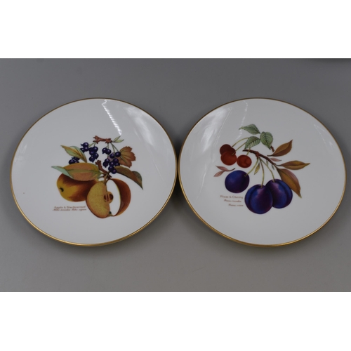 364 - Set of 6 Royal Worcester Evesham Fruit Plates with a Large Serving Platter (13