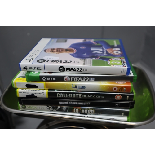 371 - Large mixed lot to include Selection of Xbox games and one PS5 game, Xbox games to include Call of D... 