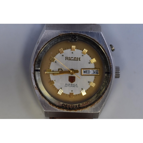 126 - A Ricoh 9 21 Jewels Automatic Gents Watch, With Leather Strap. Working