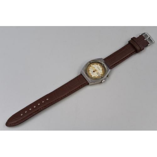 126 - A Ricoh 9 21 Jewels Automatic Gents Watch, With Leather Strap. Working