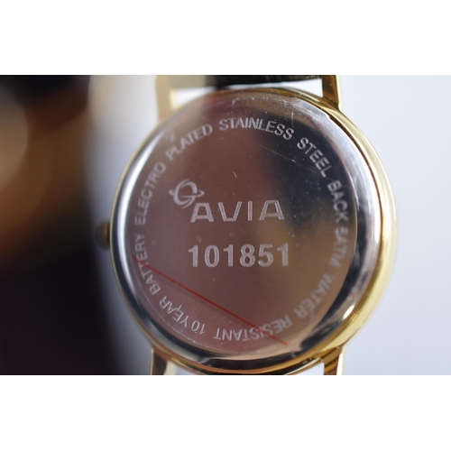 130 - An Avia Gent's Day/Time Watch, In Presentation Box, Working