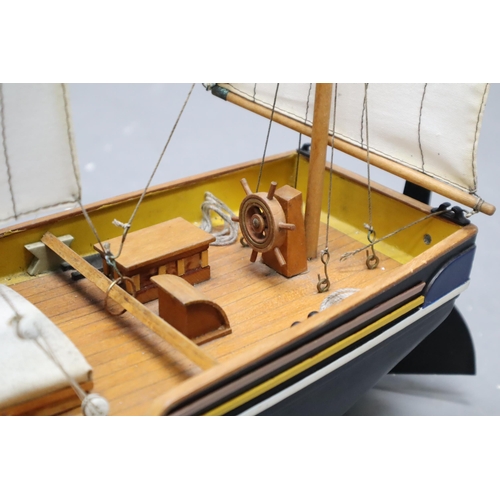 387 - Large wooden vintage ship model (24 1/2