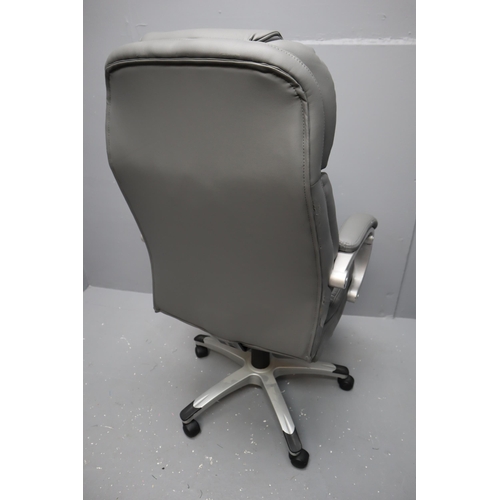 548 - Directors office chair in grey (49