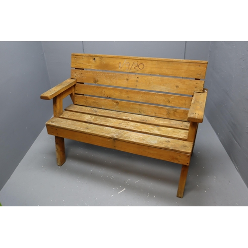 565 - A Handmade Sturdy Rustic Handmande Garden Bench, Approx 36