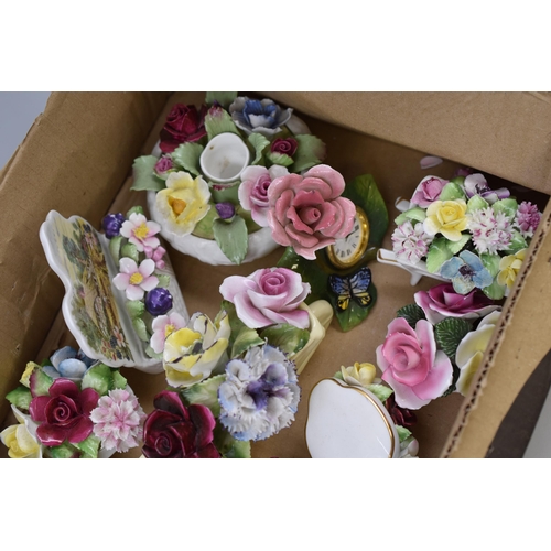 680 - Collection of Ceramic posies to include Royal Albert, Chorley Fine Bone China, Aynsley, Old Country ... 