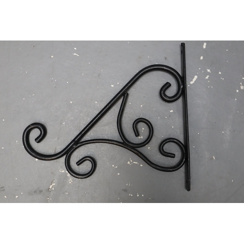 633 - 10 Metal Hanging Basket Brackets