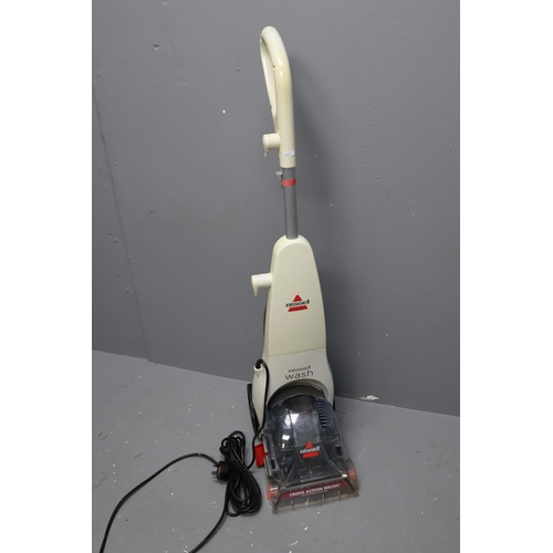 607 - Bissell Wash Carpet Cleaner Cross Action Brush (powers on)