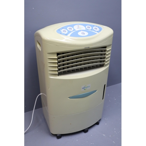 541 - Large Air Force Climate Control Cooler working when tested