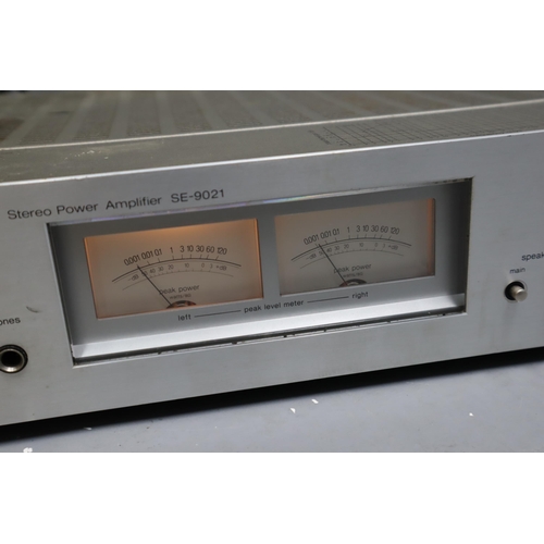 729 - Technics Separates Set Up to include Duel Drive Automatic Turntable model Number SL-3200 complete wi... 