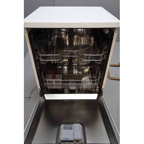 446 - Blomberg 60cm Dishwasher (Powers On / House Clearance Item)