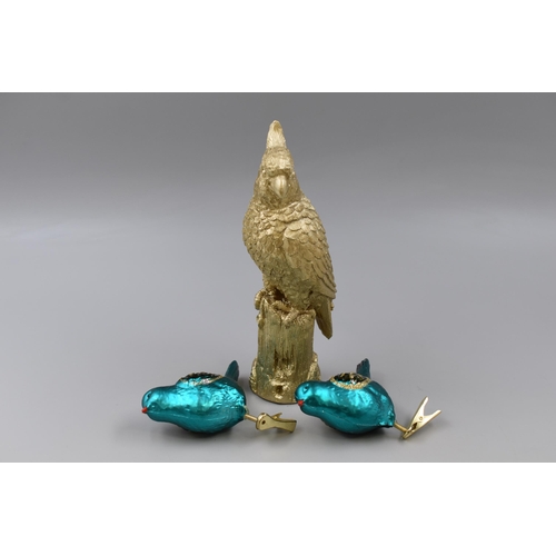 672 - Bird ornament and two bird clip on ornaments