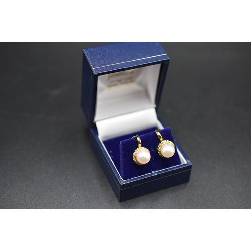 27 - Gold 375 (9ct) Pearl Earrings Complete with Presentation Box (4.29 grams)