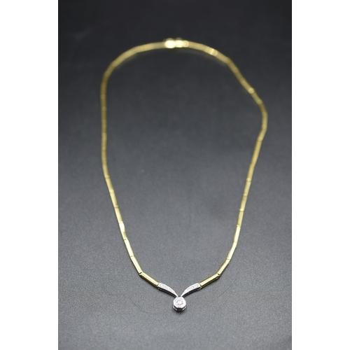 29 - Gold 750 (18ct) Diamond Link Collar Necklace (21 grams)