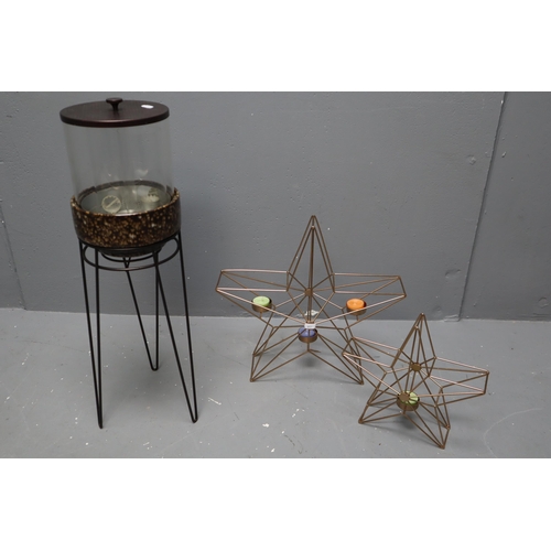 604 - Standing Tealight Holder and Two Star Shaped Tealight Holders (One Large and One Small)