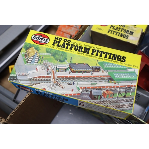 565 - Two Boxes to include Train Model items and Corgi Model Bus Depot