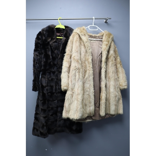 659 - Four Faux Fur Vintage Ladies Jackets To Include Maxwell Croft, Tissavel, Glenn Models, And Other. Si... 