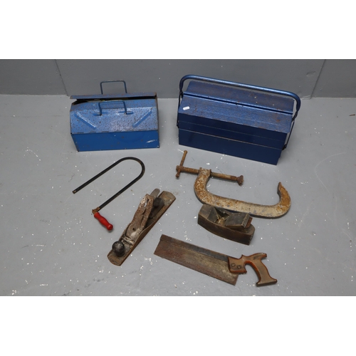 642 - Cantilever tool box and a single tray tool box with a selection of tools to include 10