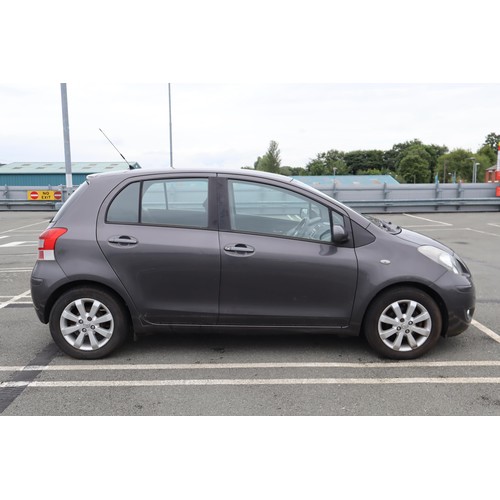 700 - Low Mileage*** Only 10% Commission plus Vat ***Toyota Yaris T Spirit VVT-I 1329CC Petrol Car in Grey... 