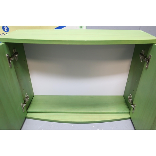 799 - Bathroom Cabinet (H 39.6cm x W 56cm x D 19cm Green Washed Finish, Interior Shelf and Fixings Include... 