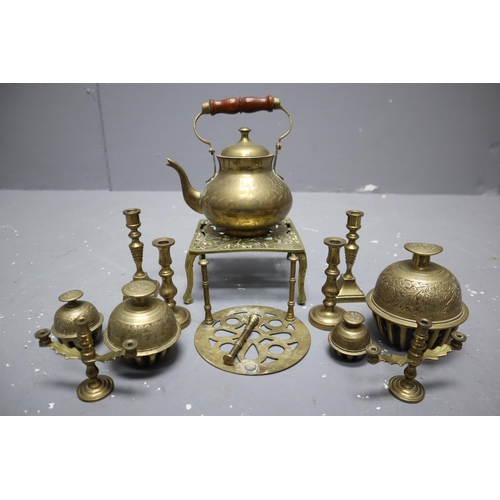 752 - Mixed Assortment of Brass Items to Include Mini Candle Holders, Pot and more