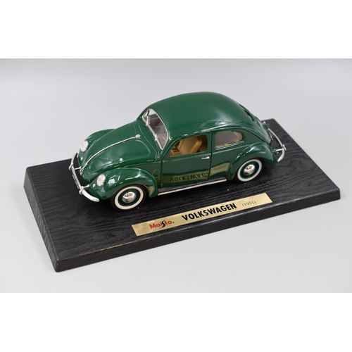 133 - Collectible Maisto Die-Cast Model 1951 Volkswagon Beetle in Green, Complete With Display Plinth, Ope... 