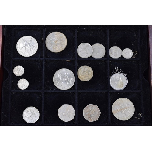 147 - A Selection of UK Coins in Queen Mother Commemorative Coin Presentation Box. Includes Crowns, Mounte... 