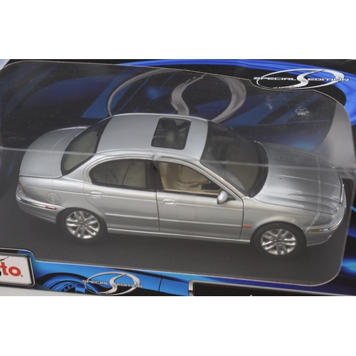 157 - Maisto 'Special Edition' Die-Cast Jaguar X-Type ( Silver ) Scale 1:18, Boxed As New