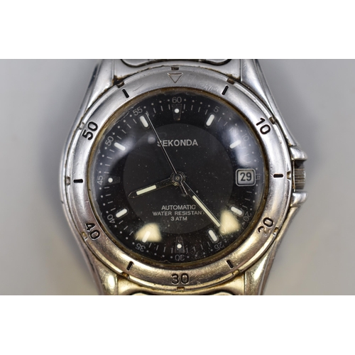 79 - A Sekonda Automatic 21 Jewels Gent's Day/Time Watch, In Presentation Box. Working