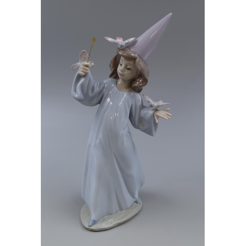 267 - A Boxed Lladro Magical Moment 6171 Porcelain Figure, Approx. 9