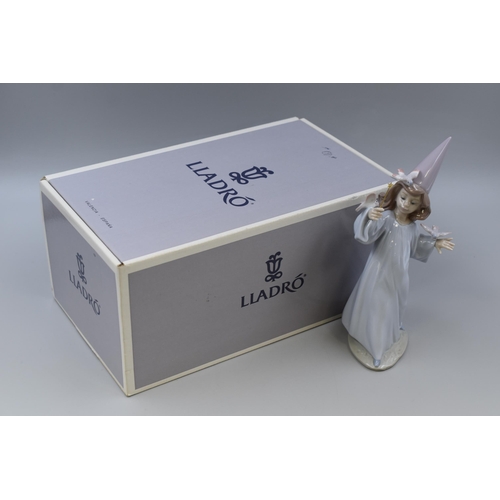 267 - A Boxed Lladro Magical Moment 6171 Porcelain Figure, Approx. 9