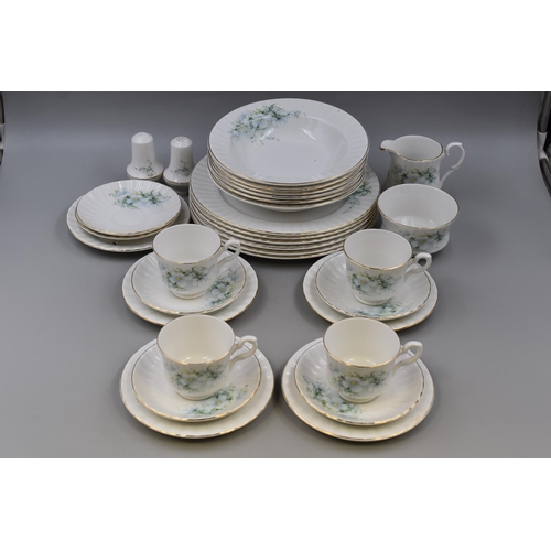 316 - A Royal Stafford Blossom Time Thirty-One Piece Tea/Dinner Service