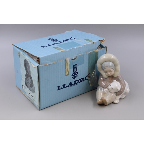 249 - Boxed Lladro Eskimo With Polar Bear No.1195 (5