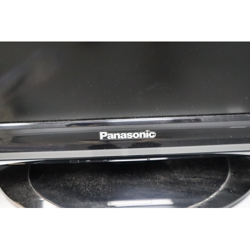 458 - Panasonic TX-L32X10B LCD Television Complete with Remote Control and a Panasonic DMR-EX95V Combinati... 