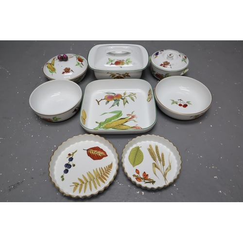 323 - A Selection of Royal Worcester Kitchenware (Evesham, Evesham Vale, And Wild Harvest). Includes Turee... 