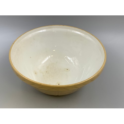 666 - Vintage Mason Cash Glazed Mixing Bowl (11