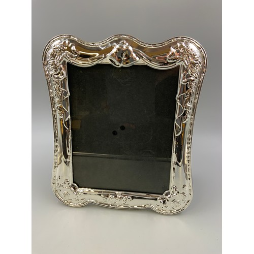 670 - Silver Plated Free Standing Picture Frame (10