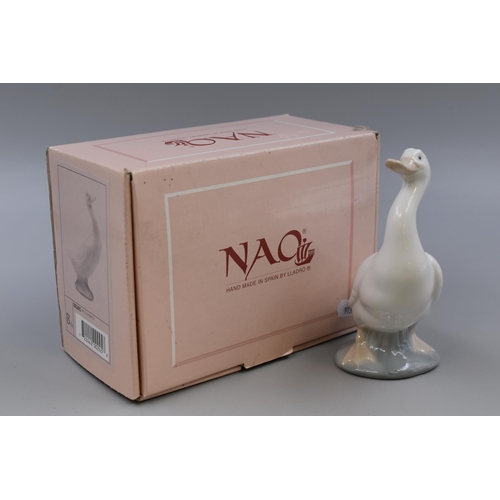 267 - NAO By LLadro ' Optinistic Duck' ( Patito Optimista ) Model No 00245, Lovely Porcelain Piece , appro... 