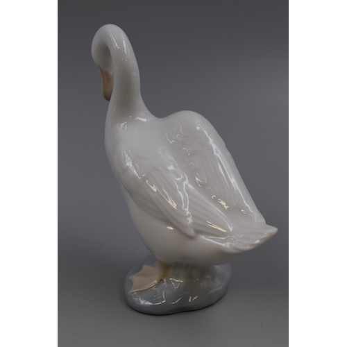 268 - Nao By LLadro Porcelain Figure of 'Duck Looking Down' ( Patito Pico En El Pecho ) Model No 00242, Ap... 