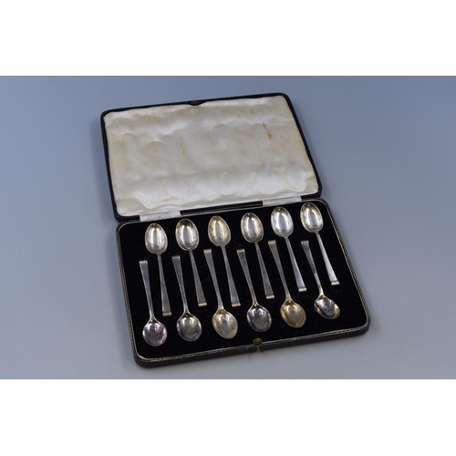 40 - Twelve Piece Hallmarked Sheffield Silver Teaspoon Set Complete in Case