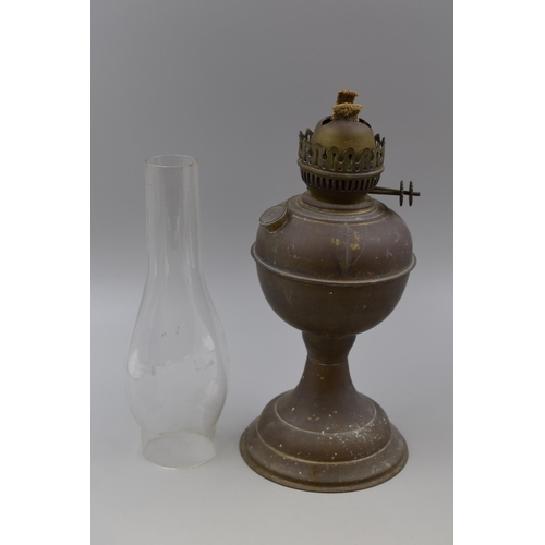 321 - Vintage Oil Lamp complete with Chimney (Height 20