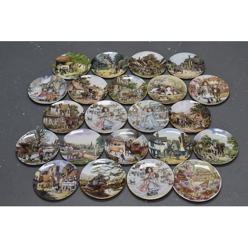 225 - A Selection of Twenty-Two Collectors Plates (Includes Royal Doulton, Royal Albert, Royal Worcester, ... 