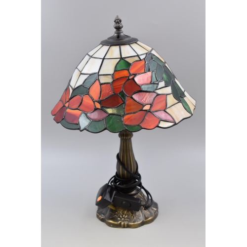 339 - Decorative Tiffany Style Bronze Effect Leaded Glass Table lamp working when tested 18