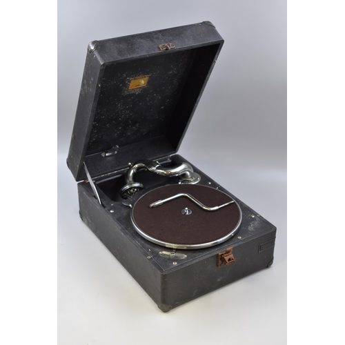 481 - A Vintage HMV Hand Crank Gramophone, With a Selection of 78's (Buddy Holly, Glenn Miller, Frank Sina... 