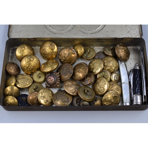 233 - George V Silver Jubilee Tin Containing a Selection of Military Buttons and a Brass and Wood Cannon (... 