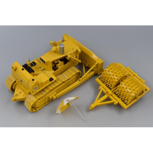 345 - Boxed, First Gear Construction Pioneers Collectible Die-Cast Model TD-25 Crawler With Sheep's Foot C... 