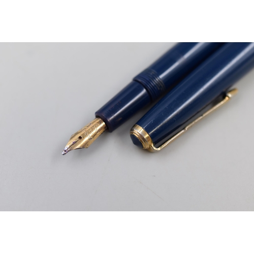 258 - A Vintage Parker Slimfold Fountain Pen, With 14ct Gold Nib